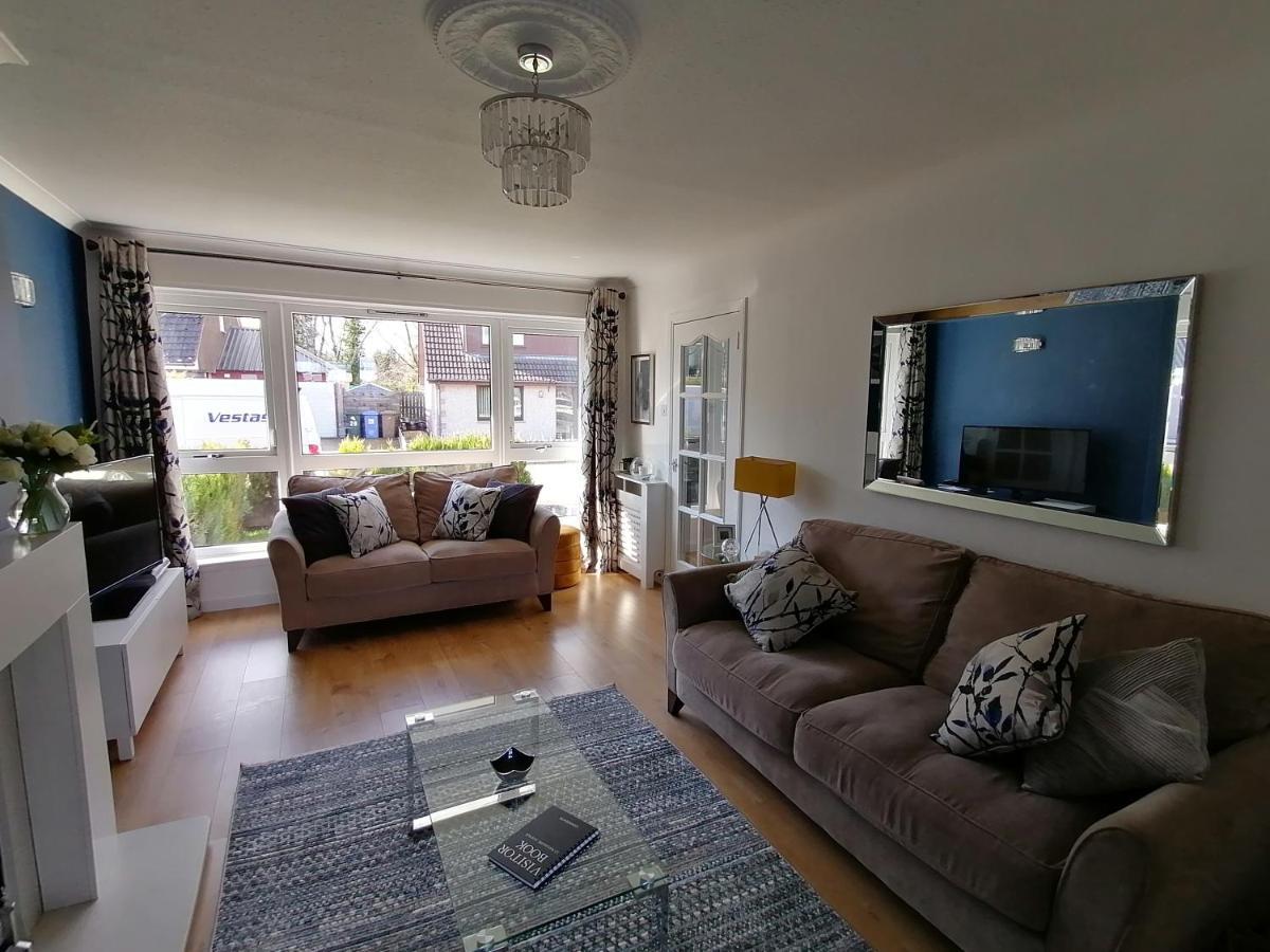 Delightful, Central 3 Bedroom House With Garden & Free Parking อินเวอร์เนส ภายนอก รูปภาพ